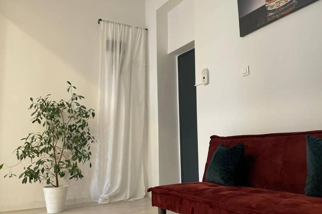 דירות בוקרשט Outstanding 3Br Ultracentral Cityview Balcony Aaa מראה חיצוני תמונה