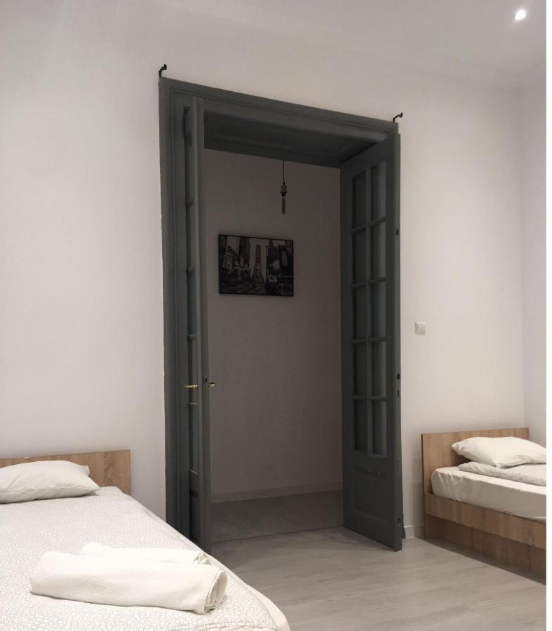 דירות בוקרשט Outstanding 3Br Ultracentral Cityview Balcony Aaa מראה חיצוני תמונה