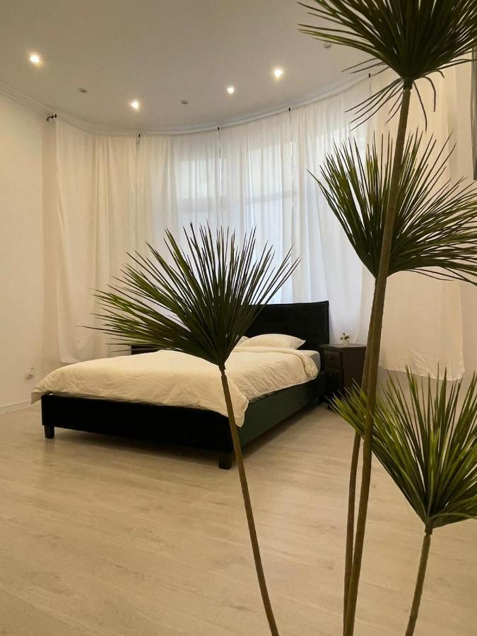 דירות בוקרשט Outstanding 3Br Ultracentral Cityview Balcony Aaa מראה חיצוני תמונה