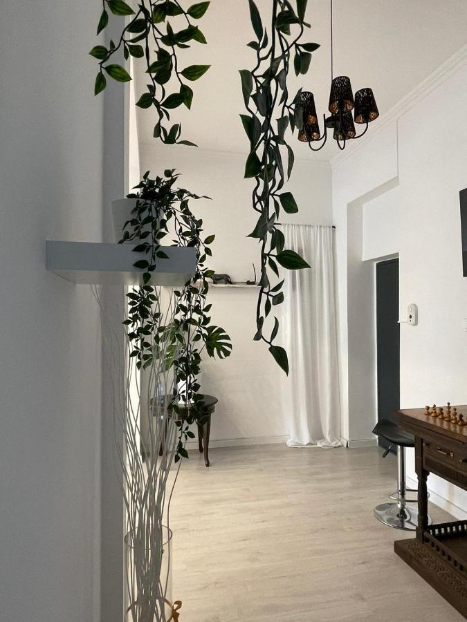 דירות בוקרשט Outstanding 3Br Ultracentral Cityview Balcony Aaa מראה חיצוני תמונה